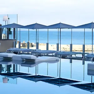 https://ile-rousse.fr-provencehotel.com