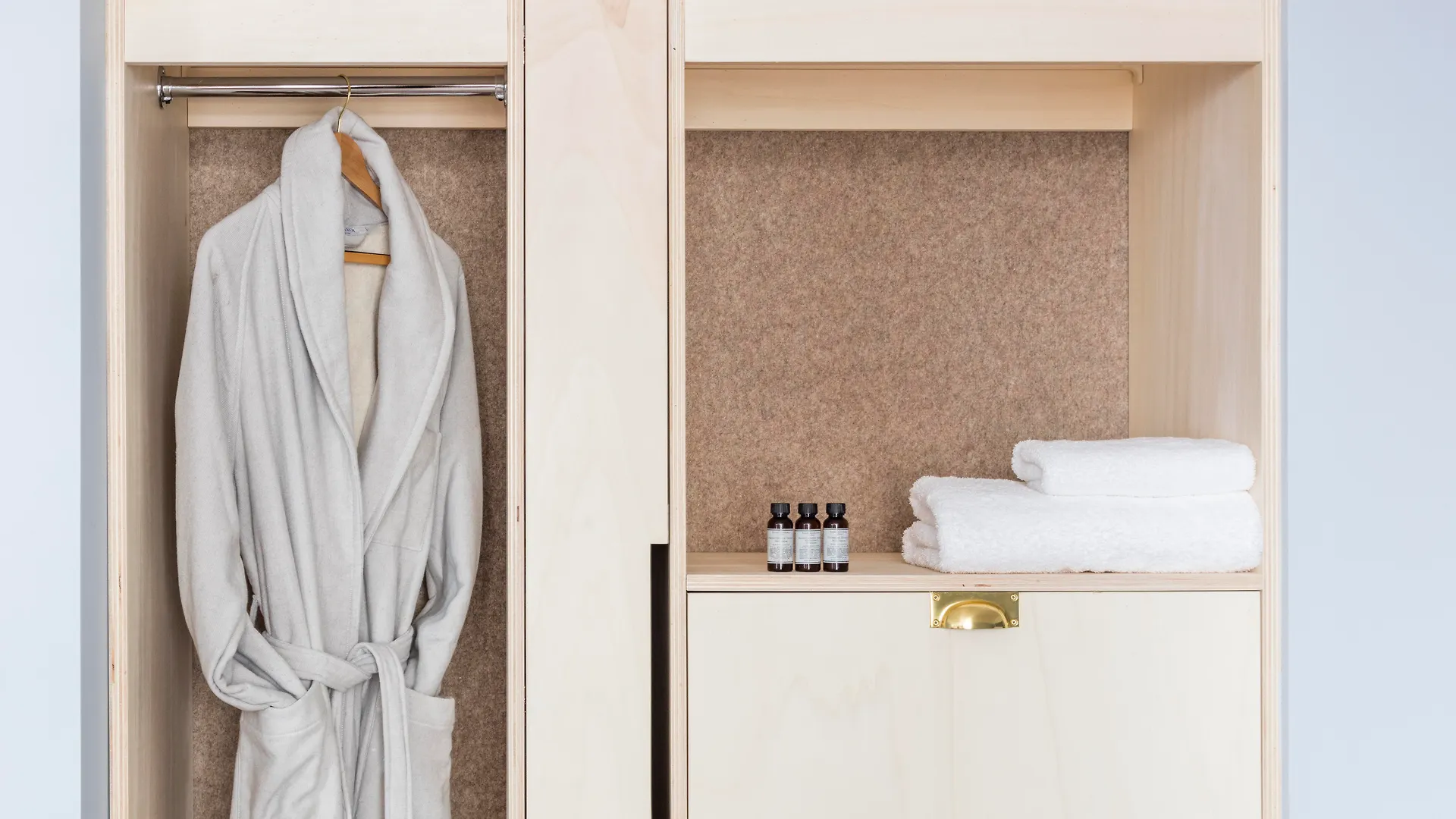 Hotel Leman Locke London 4*,